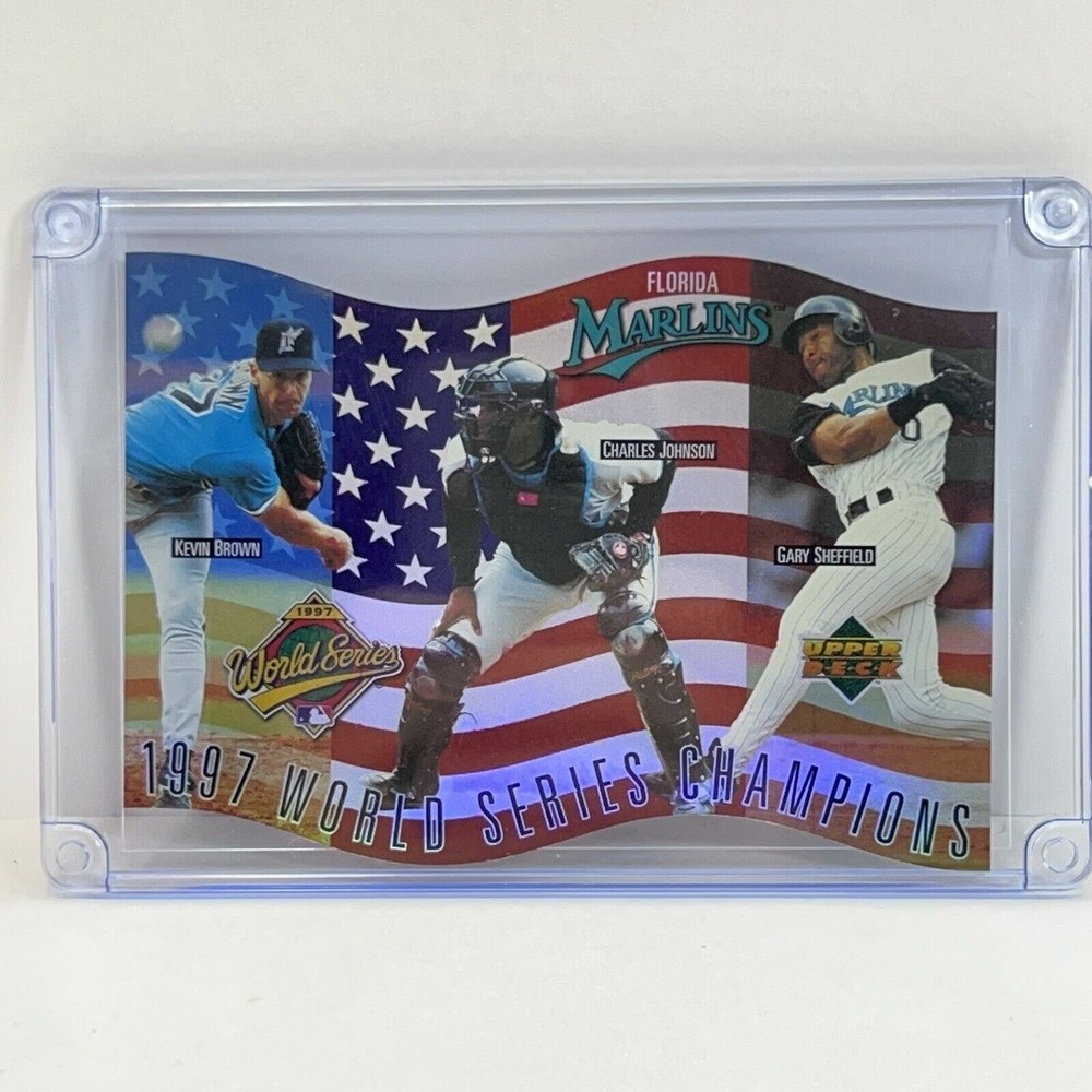 1997 UPPER DECK WORLD SERIES OVERSIZE DIE CUT NUMBERED 4337/5000 Hard Plastic